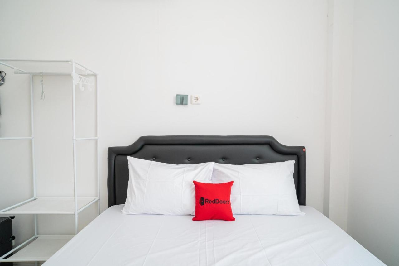 Reddoorz @ Aralia Harapan Indah Hotell Pulokendal Exteriör bild